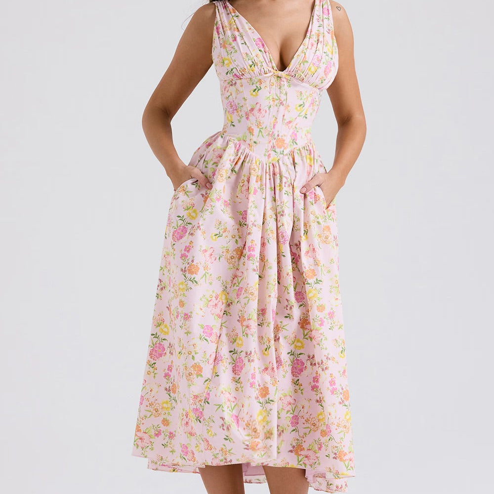 Aeliana - Elegant Flattering Summer Dress